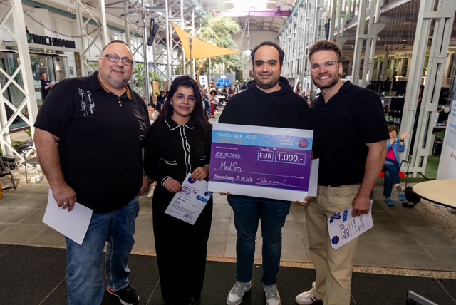 Mit KI medizinische Notfälle trainieren: MedSim gewinnt HealthHack 2026